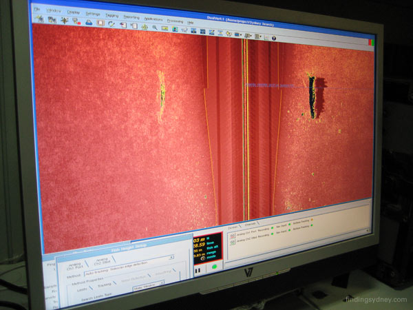 Zoomed sonar image of the Sydney wreck highlighting a large piece of debris suspected to be the bow.