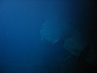 Break in foredeck of hull