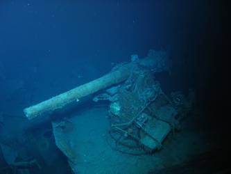 S2 starboard aft 4-inch HA gun