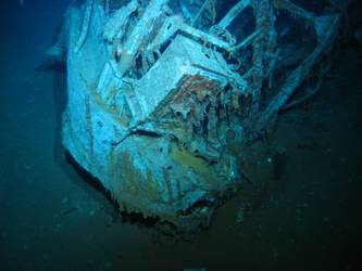 Aft searchlight platform