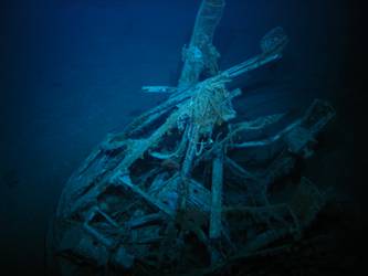 Aft searchlight platform
